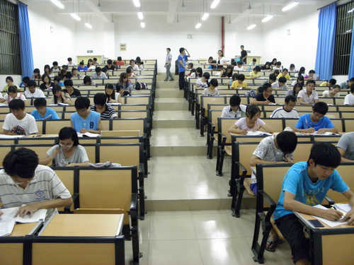 <b>北京建筑大学发布消息称，2023年硕士招生考试初试成绩计划于2月底开通查</b>