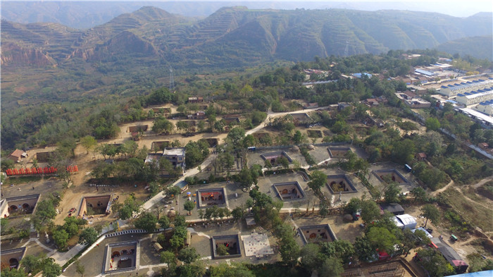 三门峡陕州地坑院 人类穴居活化石 快去瞧瞧吧