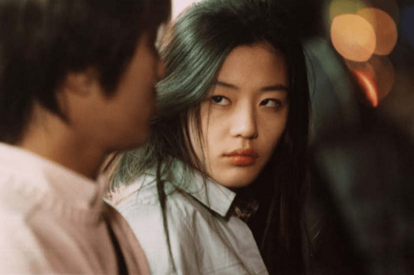 2019韩国电影排行榜前十名_继父竟这样对待女儿 这片让观众的底线再受