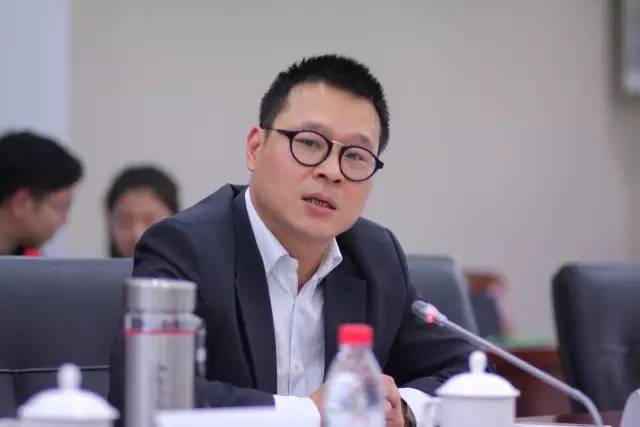 杨东中国金融普惠之机紧跟互联网金融法制