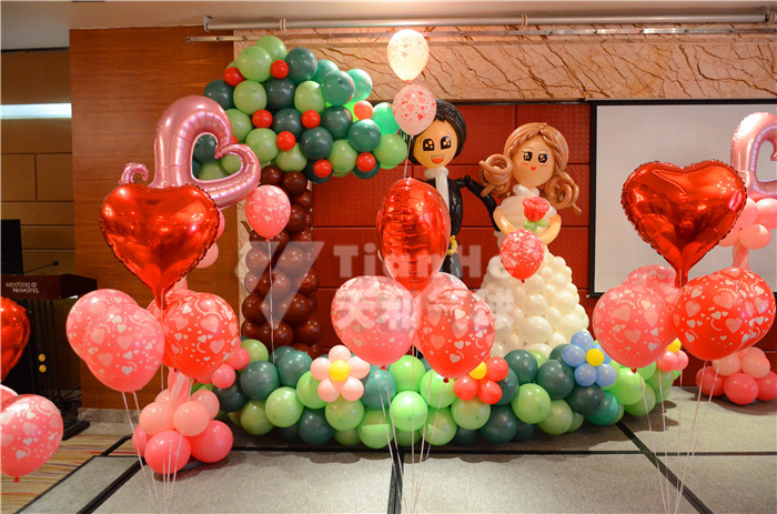 气球造型教程之气球装饰婚礼现场要怎么做?