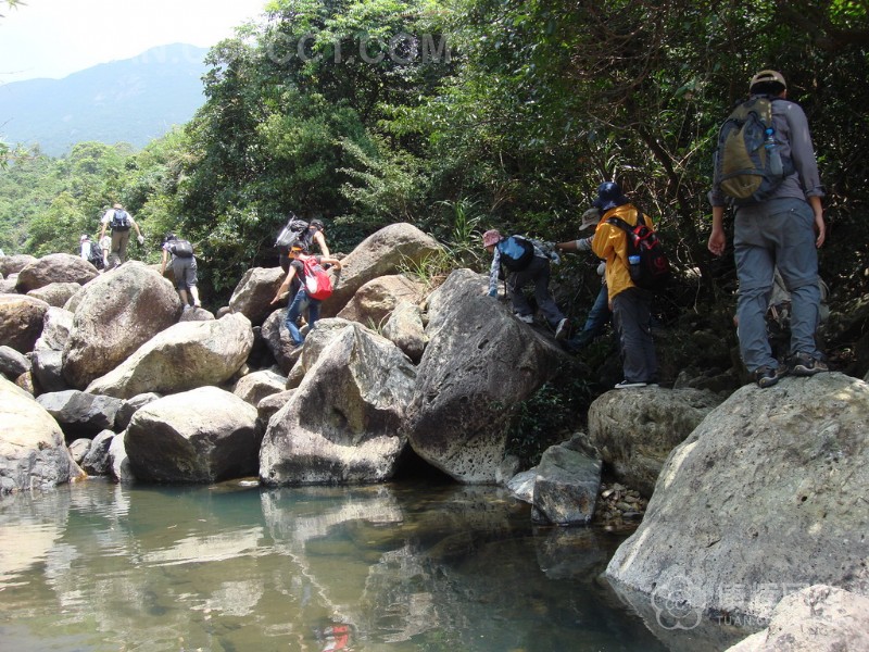 七娘山是深圳市内山脉中仅次于梧桐山第二高峰,山中森林茂盛,保存着