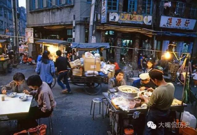 80年代蒋经国统治下的美丽台湾老照片