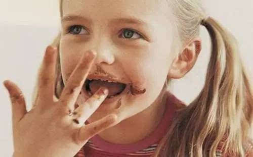 婴儿吃巧克力会怎么样
