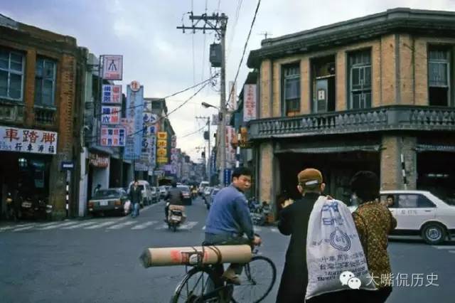 80年代蒋经国统治下的美丽台湾老照片