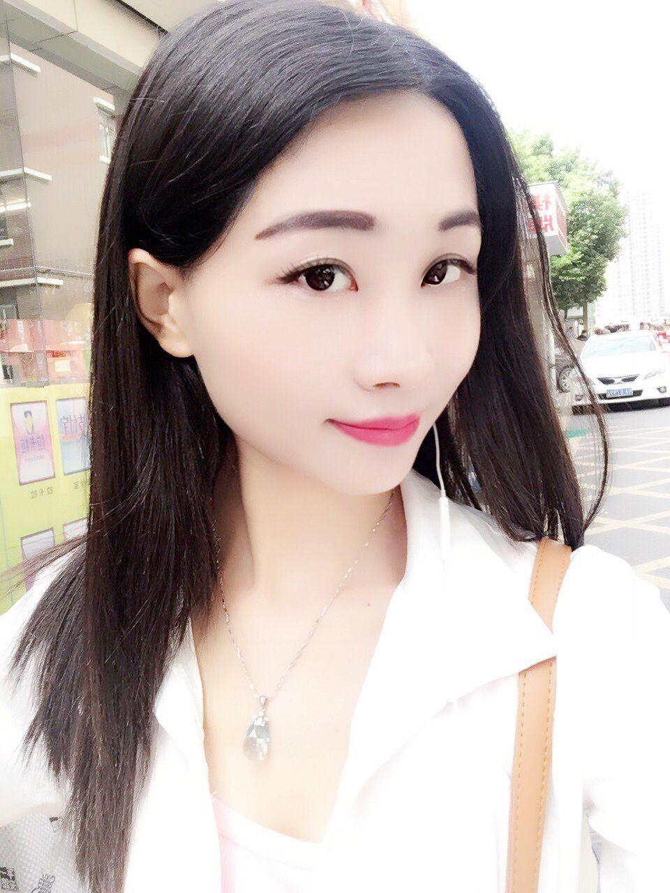 缇丽莎尔老总_缇丽莎尔点点本人照片