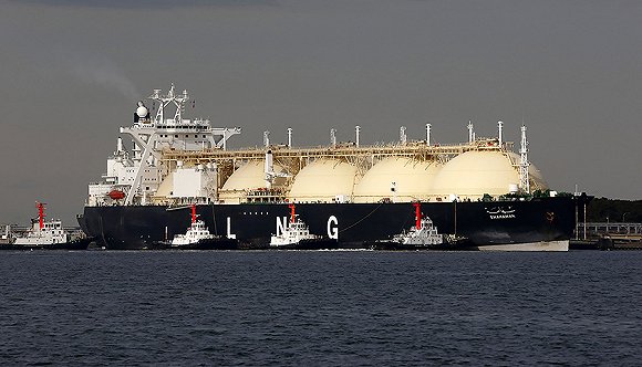 中国造LNG驱动航行的LNG运输船