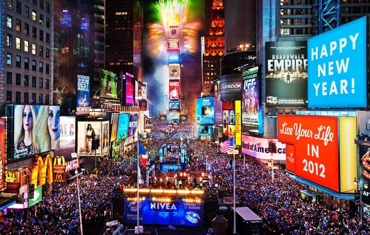 新年除夕这是纽约人潮拥挤的地方