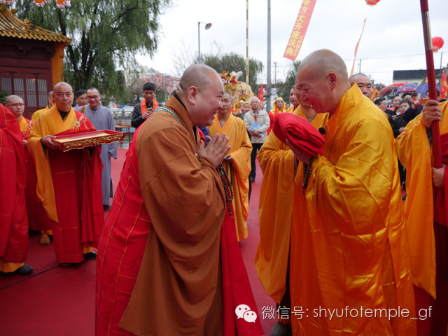 方丈足迹觉醒大和尚应邀出席七宝教寺慧平大和尚荣膺方丈升座庆典