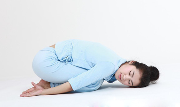 睡前3式瑜伽,瘦身减压美容养颜 - 微信公众平台