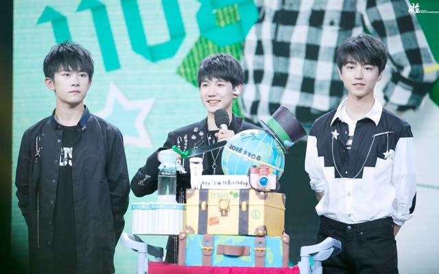 王源16岁生日会,tfboys同框啦!