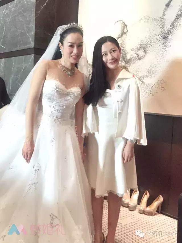 让钟丽缇落泪的人鱼婚纱是如何诞生的|梦婚礼