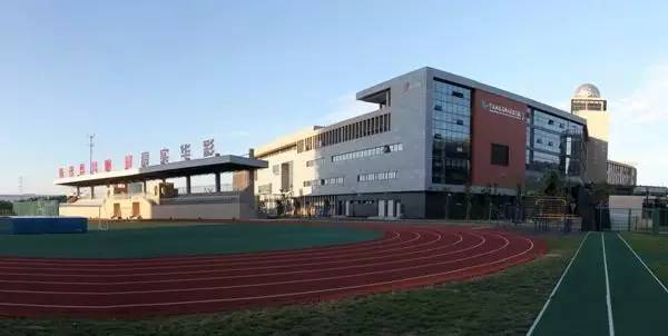 4,慈溪阳光实验学校