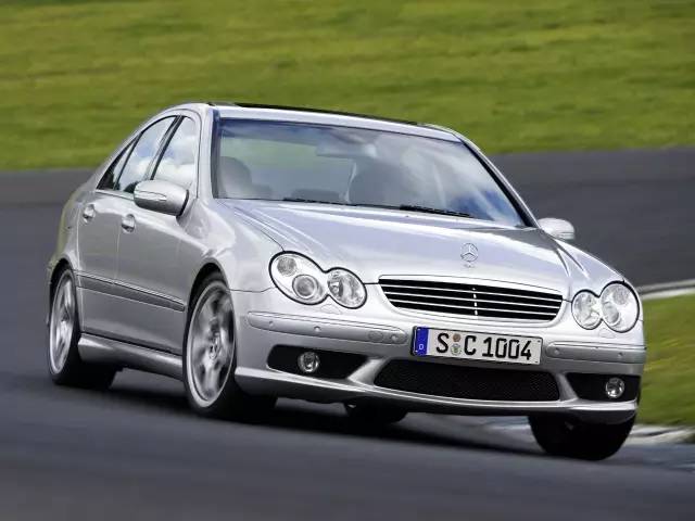 【w203 mercedes-benz c 32 amg】