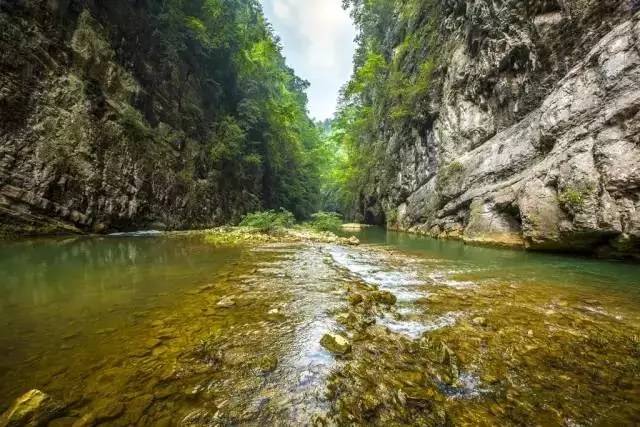 石笋沟(来源:新遵义网)偏岩河铁厂三星羊岩河红军渡口(摄/崭新)共青湖