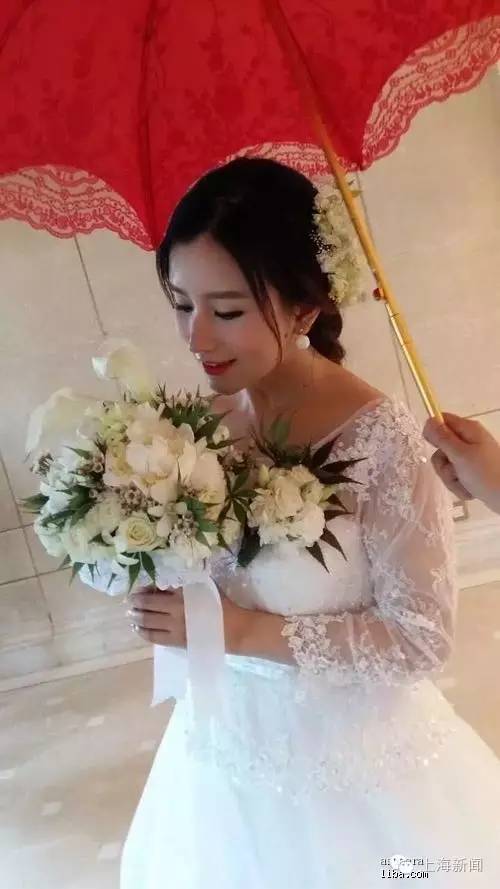 上海女主播伏玟晓婚后5个月生娃啦!