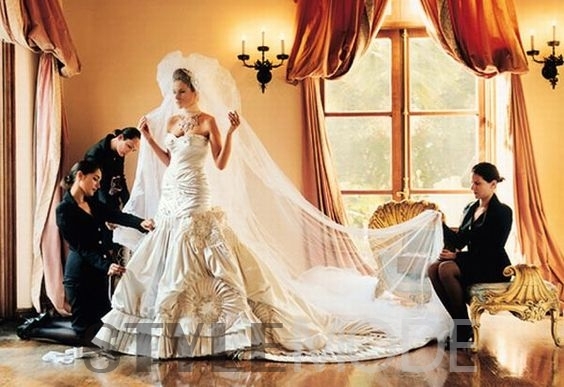 dior婚纱价格_dior的婚纱图片