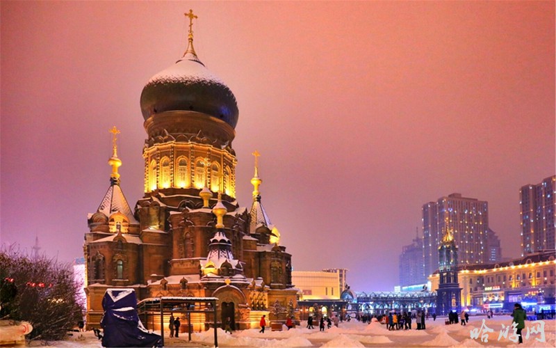 冬季哈尔滨旅游必去景点附攻略之索菲亚教堂