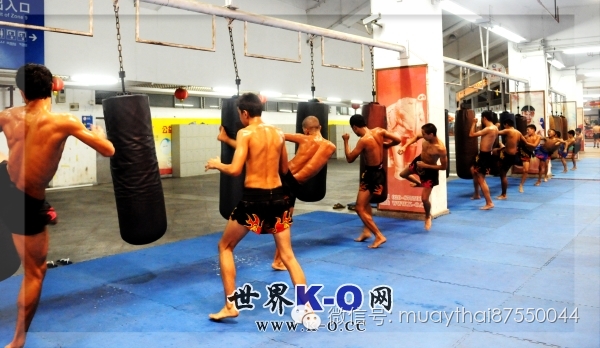 K-O泰拳训练战报系列之七百七十七 :勇往直前