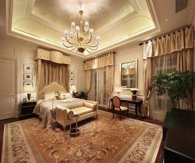 欧式奢华大卧室,像酒店一样.