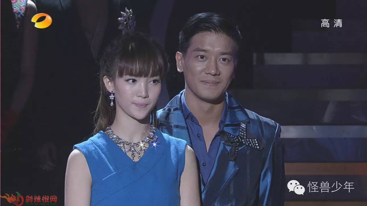 2011年参加《舞动奇迹》搭档tvb小生黎诺懿获得冠军