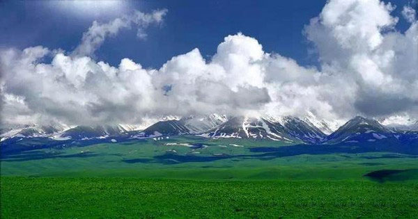 新疆旅游必去景点,自驾游新疆必去的11个景点