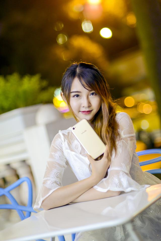 美女最爱的自拍手机 vivo x9与妹子的约会