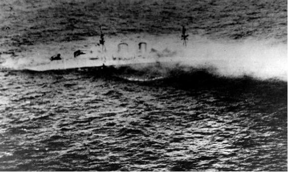 印尼海底坟墓多艘二战军舰神秘失踪 只剩下压