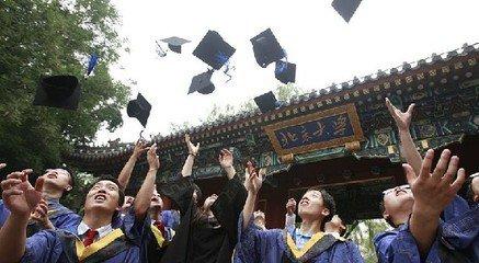 盘点:今年高考哪些中学考上清华北大的学生最