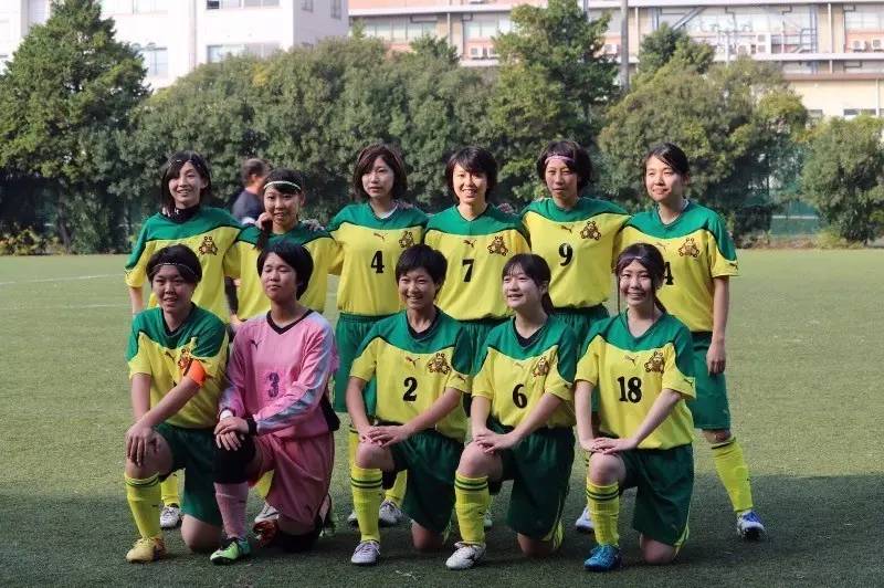 【组图】日本大学里的女子足球部都穿什么球衣