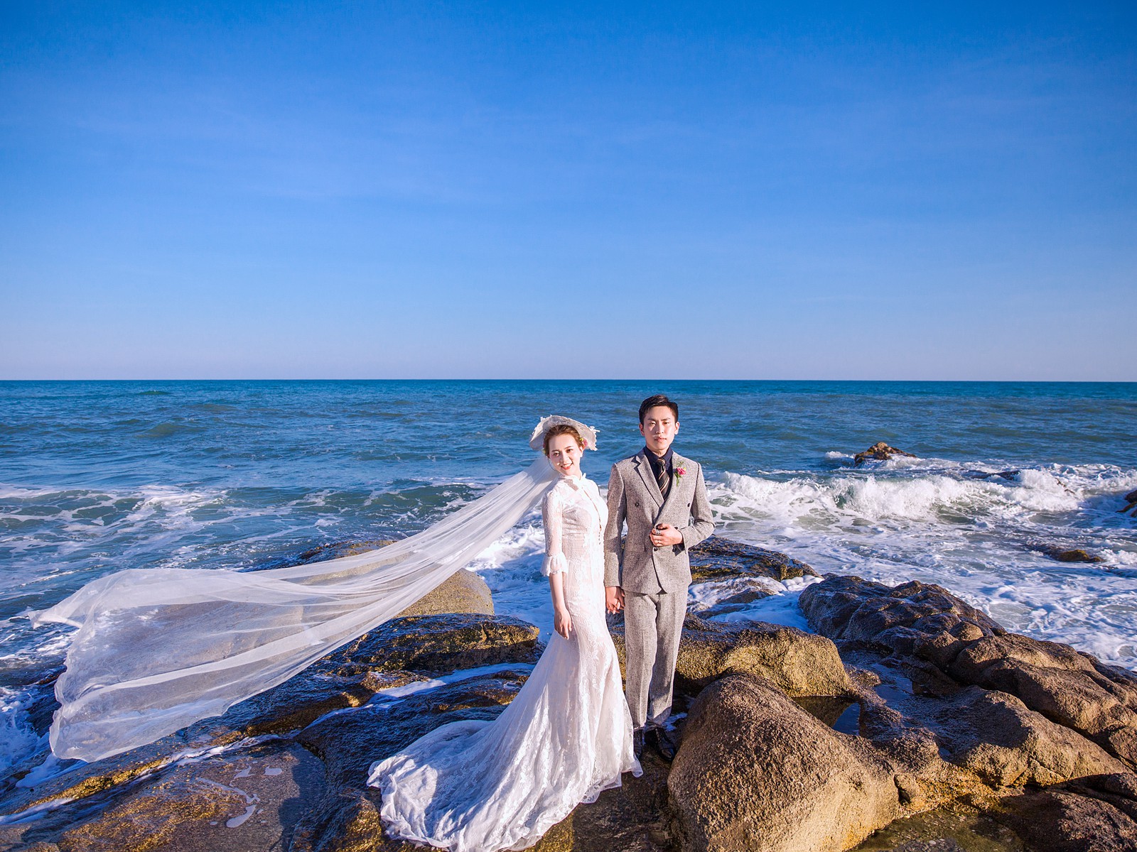 婚纱海景照片_三亚海景婚纱摄影图片