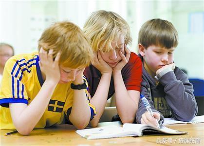 孩子考试没考好,父母该如何与孩子谈心?