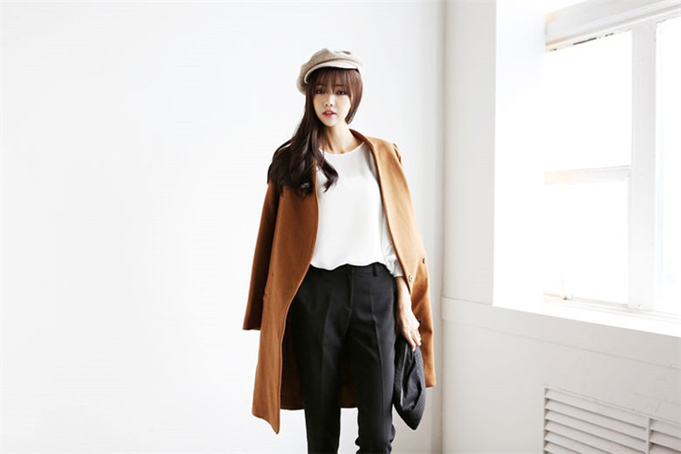 最新时尚驼色大衣搭配-韩版女装冬季穿衣搭配