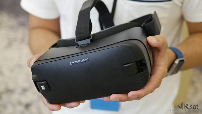 三星盖乐世安卓7.0内测,不兼容Gear VR应用