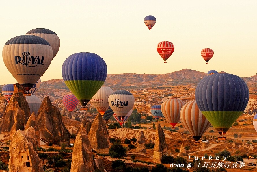 土耳其卡帕多西亚惊艳热气球之旅(1)