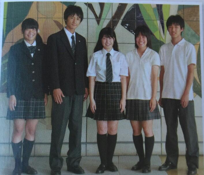 日本高中的校服