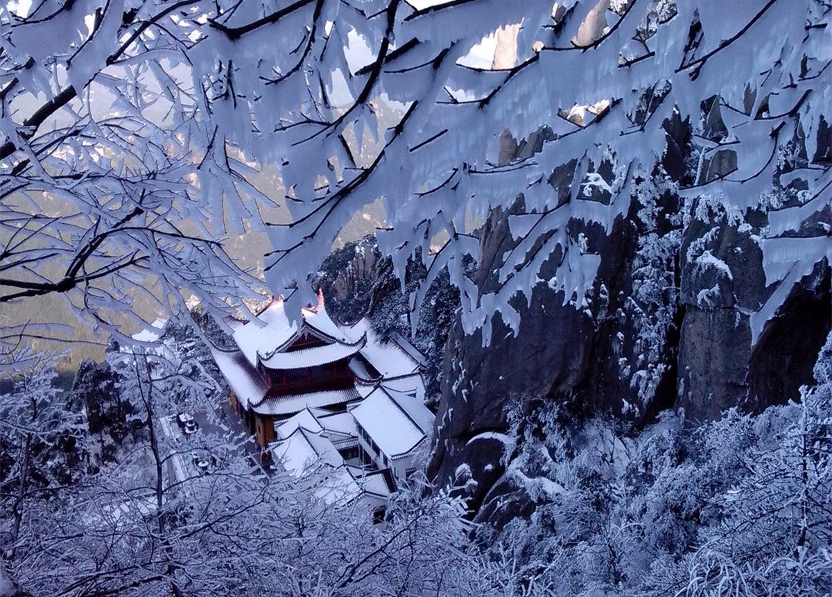 2016年冬天的第一场雪来啦,安徽即将变成徽州!