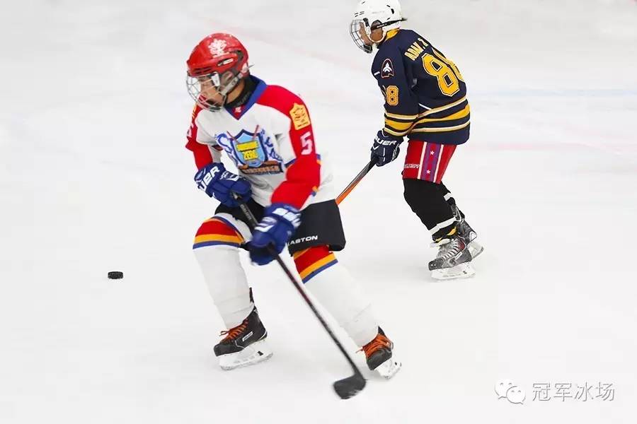 2016-17北京市青少年冰球俱乐部联赛激战升级