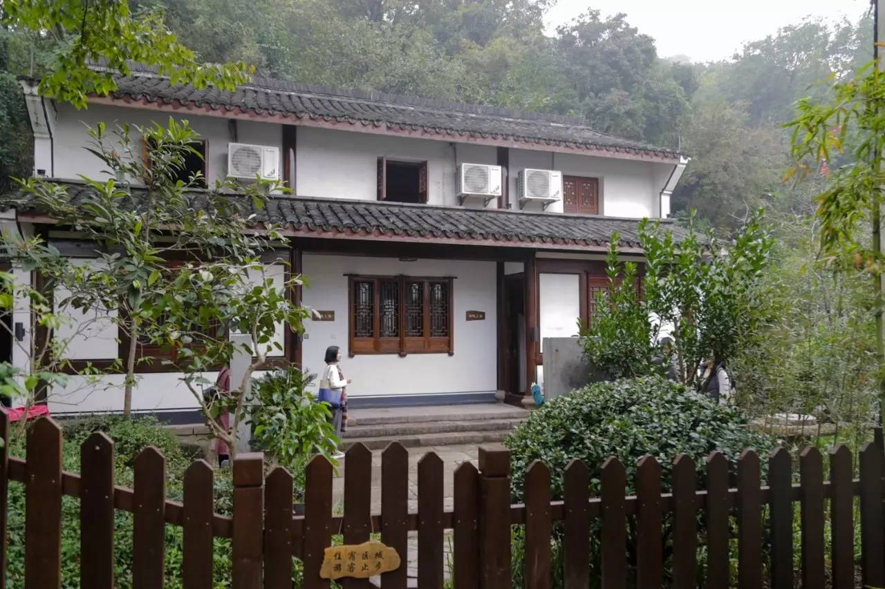 别住酒店了,萧山湘湖边绝无仅有的民宿,住过就不想