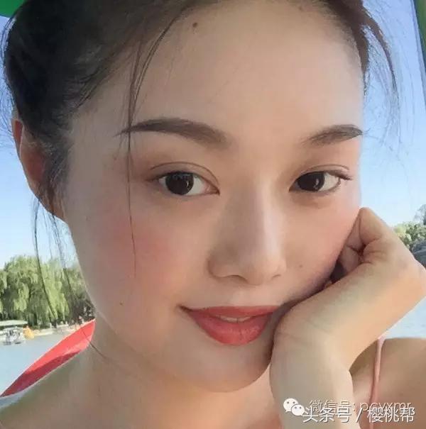 张辛苑还活在ps里的时候 晚晚已经美成人生赢家了