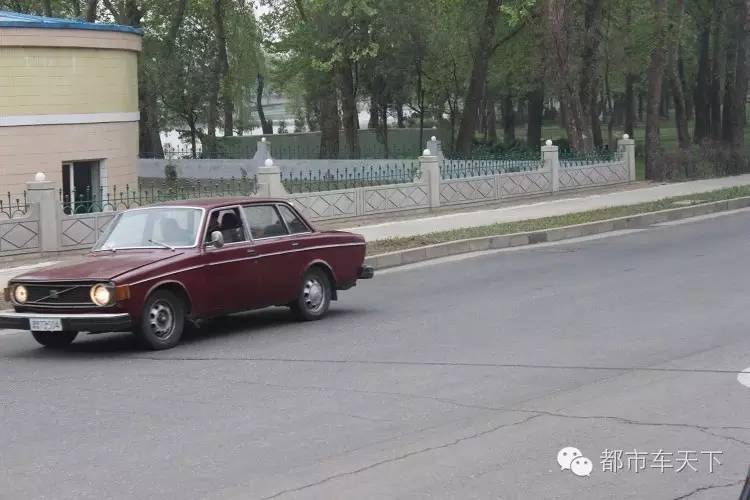 看看朝鲜街头都跑什么车