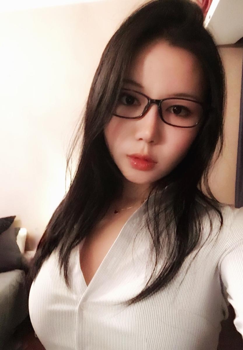 我与25岁美女老总_我25岁这膜正常吗有图