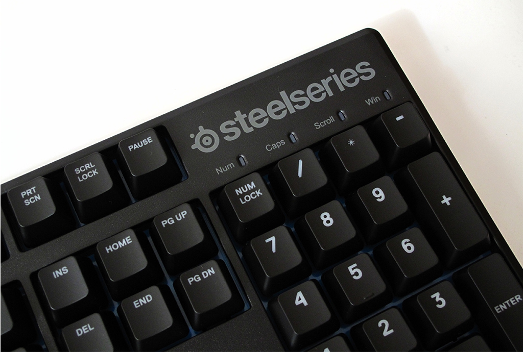 烧友评测赛睿steelseriesapexm500军火箱套装版樱桃青轴机械键盘拆解