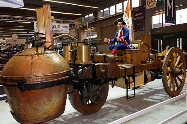 1,1770年:cugnot蒸汽汽车——世界上第一辆可操控的蒸汽汽车汽车的