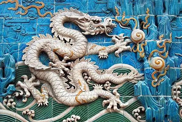 中国比较有代表性的九龙壁有故宫九龙壁,大同九龙壁和北海九龙壁,被