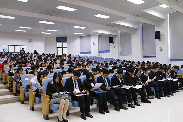 安徽大学第十八次学生会代表大会暨第十四次研究生代表大会圆满完成