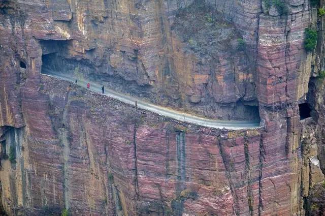 郭亮挂壁公路