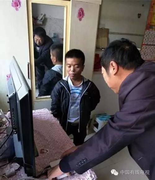 陕西省安塞区千余户贫困家庭、残疾人免费看上
