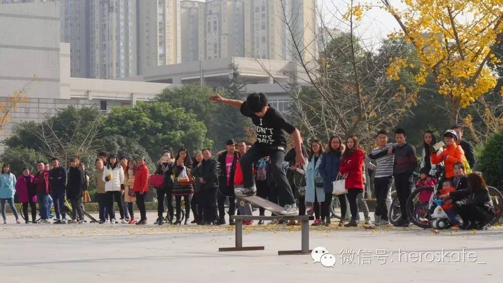 第三届(2016年)成都校园滑板大赛 西南石油大学站 图文报道