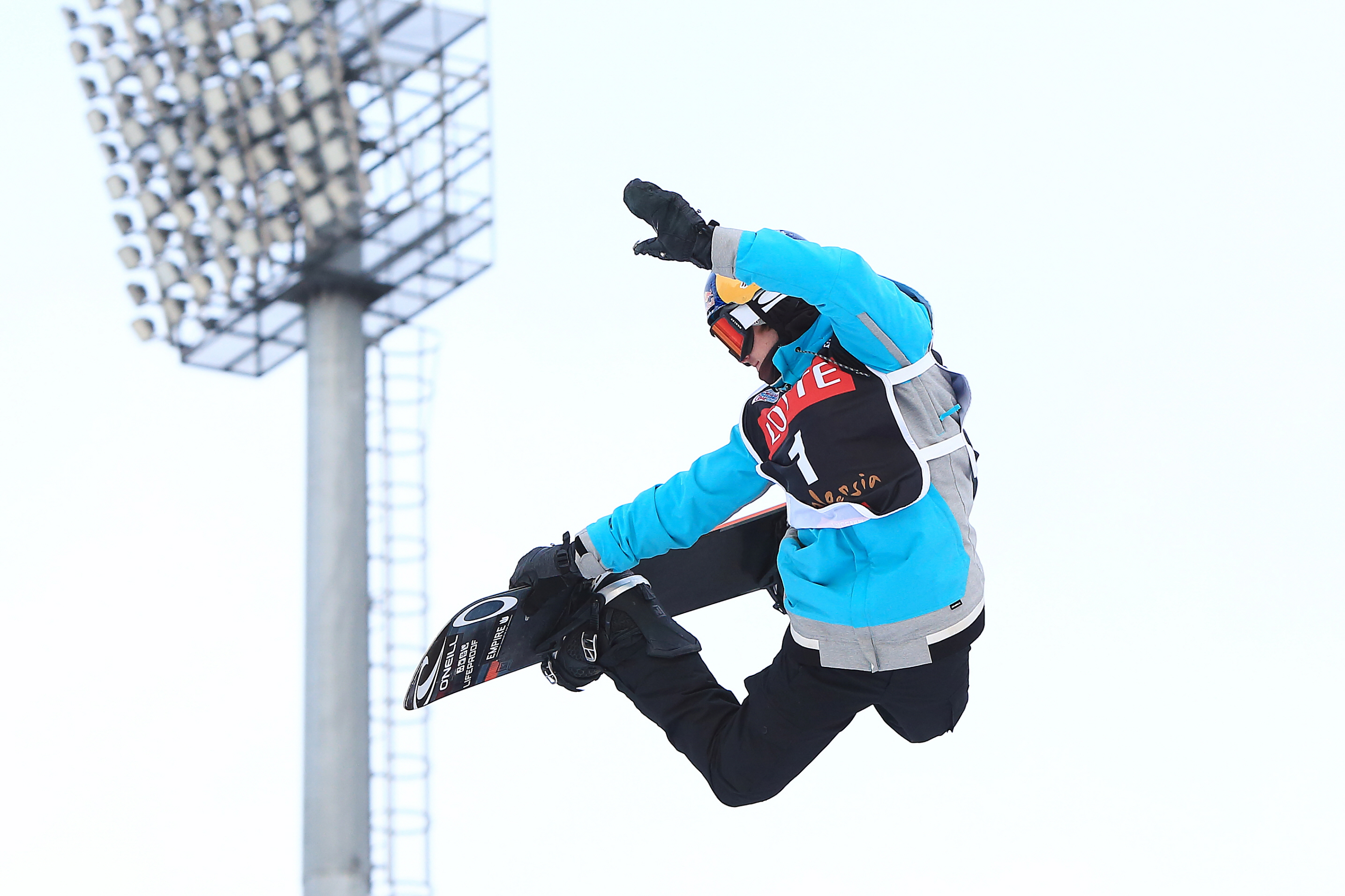 国际雪联单板滑雪世界杯大跳台平昌站落幕